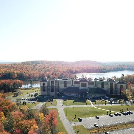 Yo1 Longevity & Health Resorts, Catskills Monticello Exterior foto